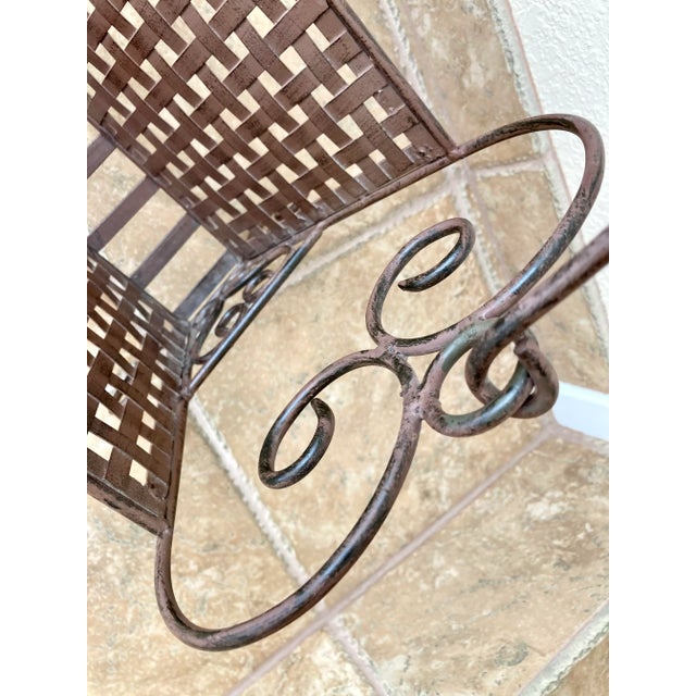Late 20th-Century French Market-Inspired Banded Lattice Iron Media Stand For Sale In Austin - Image 6 of 12