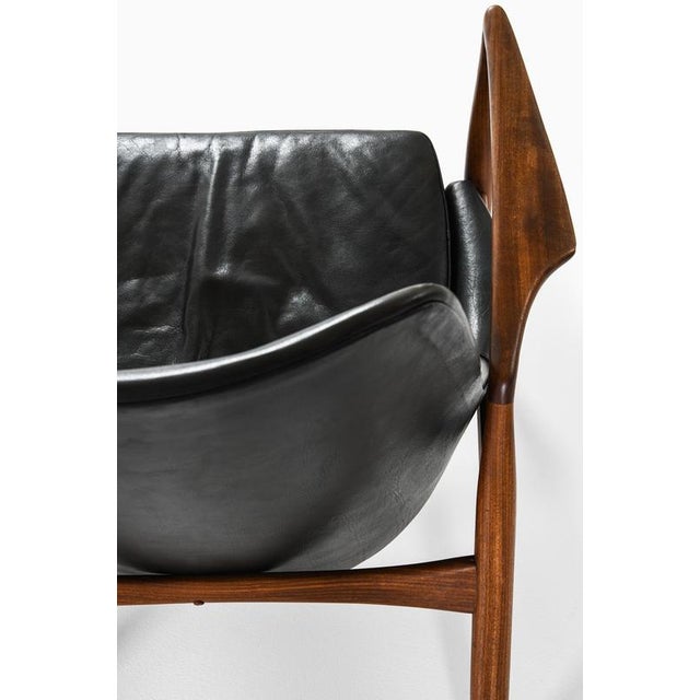Sälen Easy Chairs in Leather and Teak attributed to Ib Kofod-Larsen, 1950s, Set of 2 For Sale - Image 10 of 11