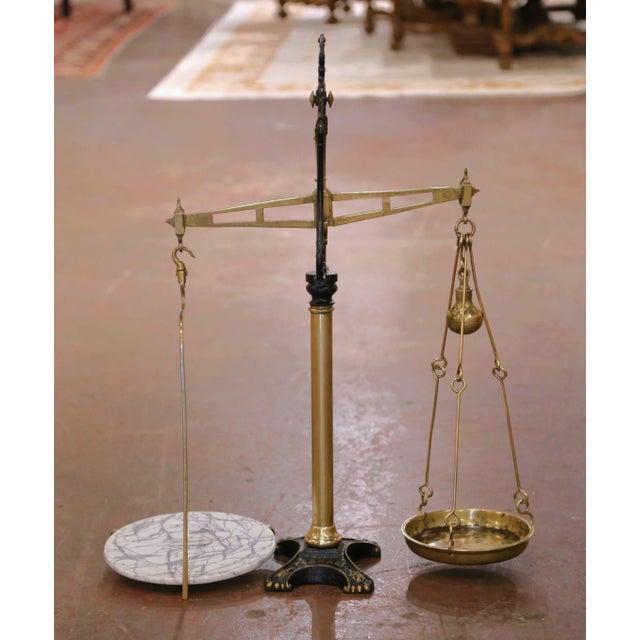 English Late 19th Century English Brass and Marble Balance Scale From Bristol For Sale - Image 3 of 11