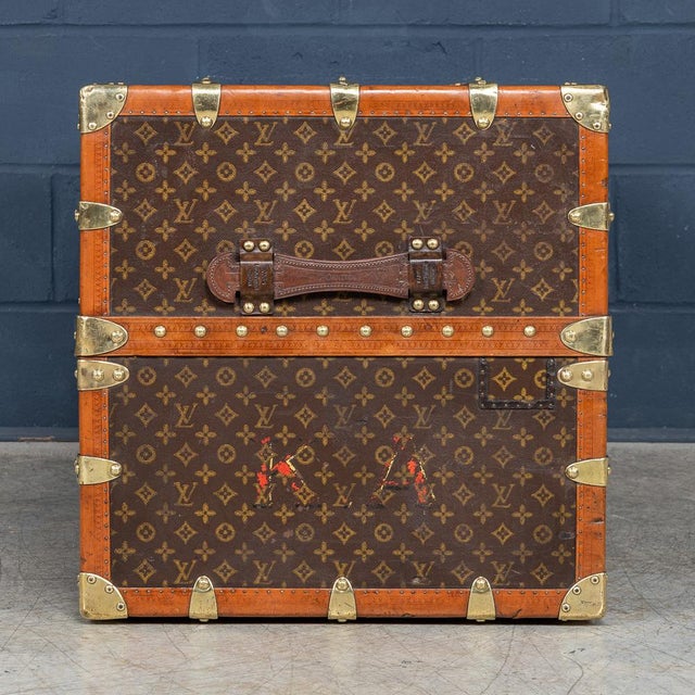 Brown 20th Century Wardrobe Trunk in Monogram Canvas from Louis Vuitton, France, 1930s For Sale - Image 8 of 18
