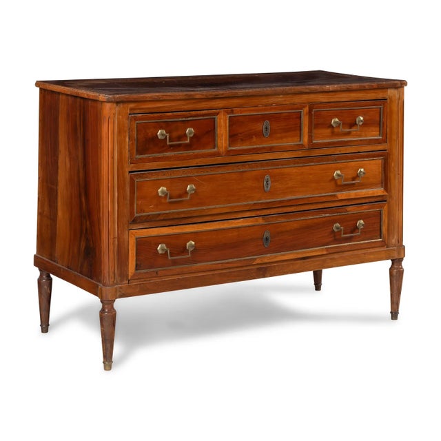 French 19th Century French Directoire / Louise XVI Period Walnut Commode For Sale - Image 3 of 4