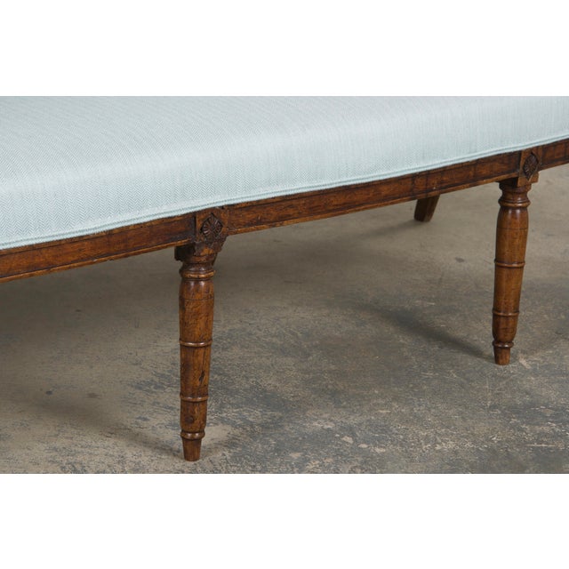 Early 19th Century French Directoire Walnut Settee in Seaglass For Sale In New York - Image 6 of 12