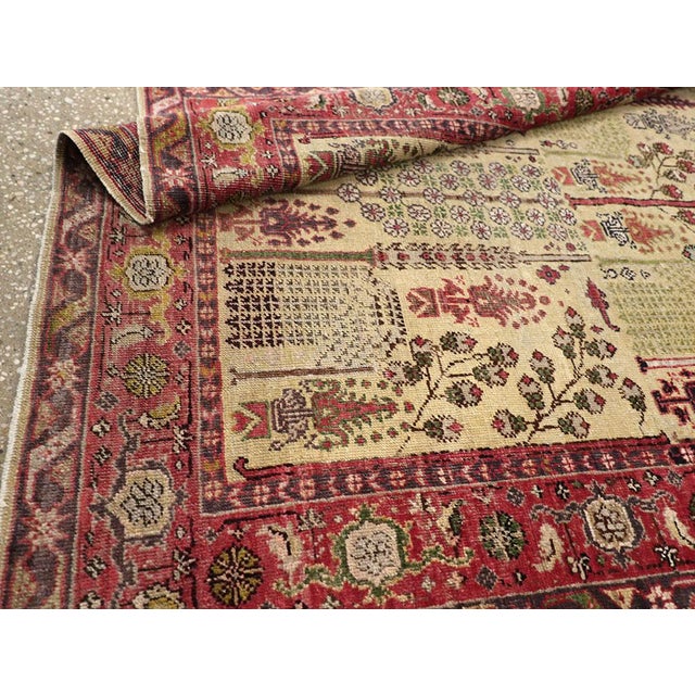 Galerie Shabab Collection Early 20th Century Turkish Sivas Rug For Sale - Image 9 of 9