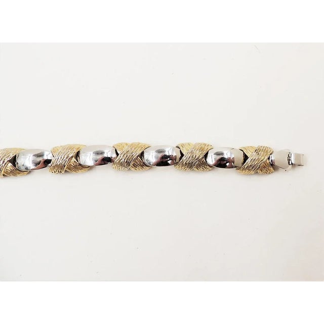 1970s Vintage 1970s Napier Rhodium Plated & Goldtone X Connector Bracelet For Sale - Image 5 of 7