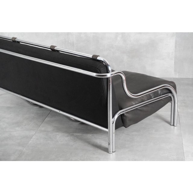 1970s Black Leather Stringa 3-Seater Sofa by Gae Aulenti for Poltronova, 1960s For Sale - Image 5 of 13