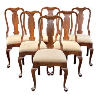 Late 20th Century Pennsylvania House Queen Anne Cherry Dining Chairs - Set of 6 For Sale