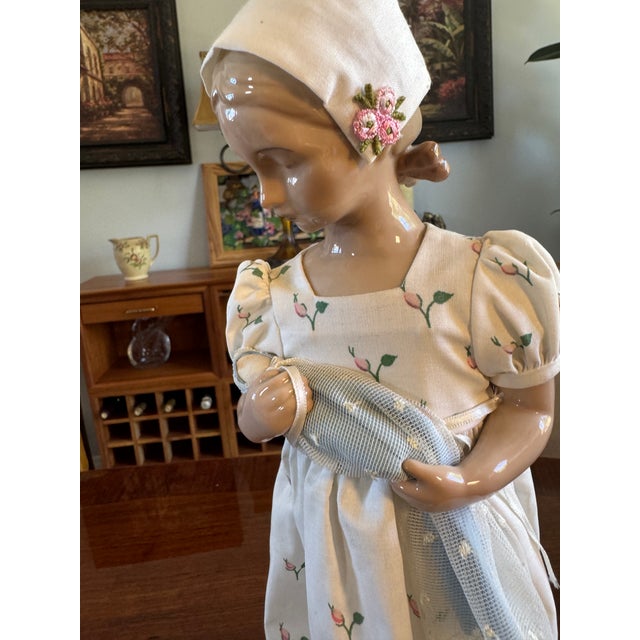 Figurative Vintage Bing & Grondahl Mary Doll and Baby Porcelain Figurine 1983 Denmark For Sale - Image 3 of 17