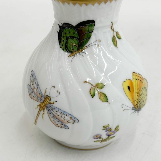Early 21st Century Anna Weatherly Porcelain Bud Vase, Spring in Budapest For Sale - Image 5 of 7