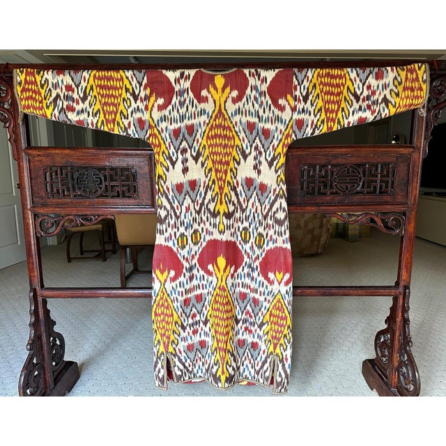 Chapan is the iconic front-open flowing robe traditionally worn by the nomadic people in Central Asia. In countries like...