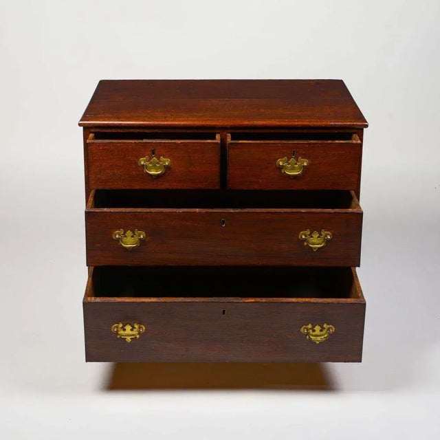 Traditional George III Oak Chest of Drawers For Sale - Image 3 of 8