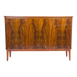 Swedish Modern Sideboard in Pyramid Mahogany, 1940s For Sale