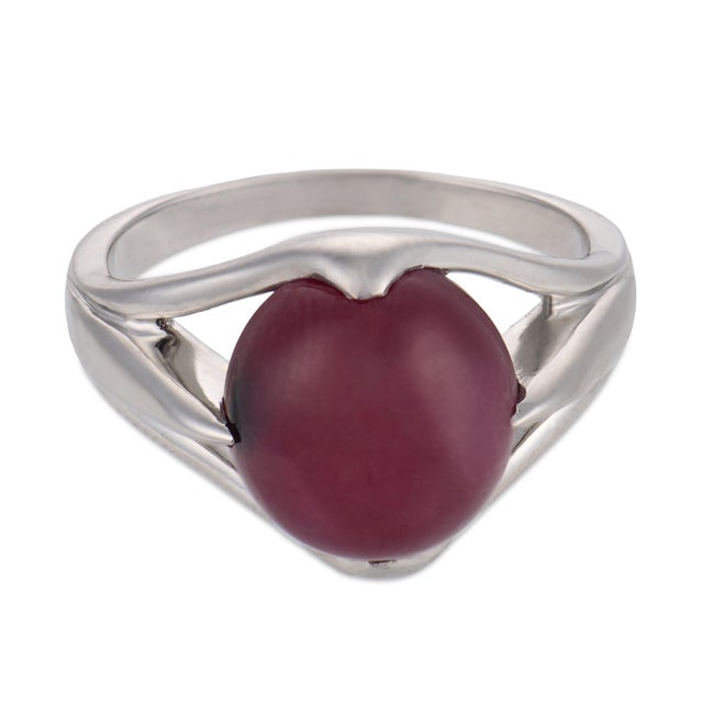 Art Deco 1930s Art Deco 6.10 Carat Cabochon Ruby Platinum Ring, Size 5 For Sale - Image 3 of 6