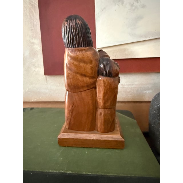 Mid 20th Century Bolivian Wood Sculpture Mother and Child by Guillermo Arias Flores Arias For Sale - Image 4 of 10