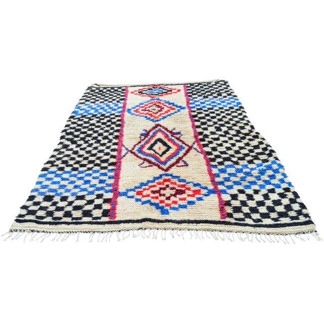 Mid 20th Century Vintage Moroccan Rug - 6'9'' X 4'10'' For Sale - Image 4 of 13