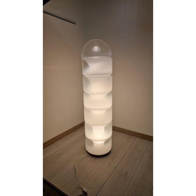LT316 Sfumata Totem Floor Lamp in Sfumate Murano Glass, Brass and Metal by Carlo Nason for AV Mazzega, 1980s For Sale - Image 4 of 17