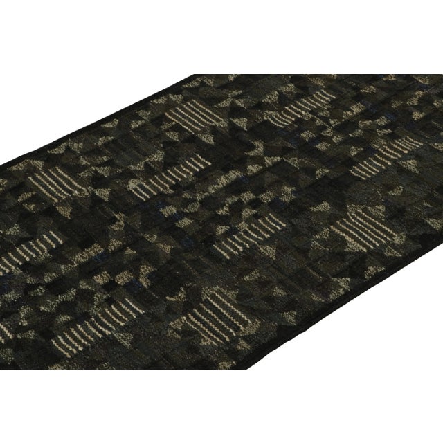 Rug & Kilim Rug & Kilim’s Scandinavian Style Kilim Runner Rug in Brown Geometric Patterns For Sale - Image 4 of 8
