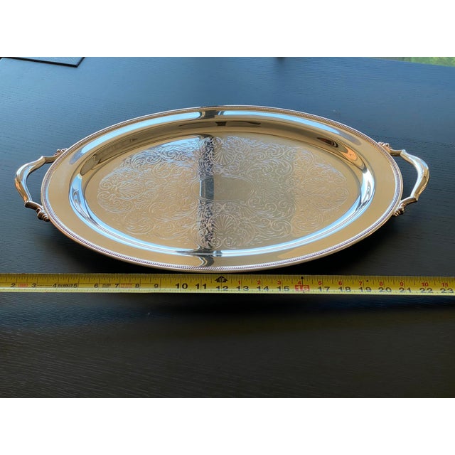 Hollywood Regency Vintage Oneida Oval Serving Large Tray W/Handles, Etched Base 23.5" X 14.5" For Sale - Image 3 of 6