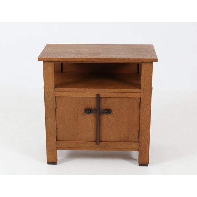 - Art Deco Hague School tea cabinet - Dutch design from the 1920s - Solid oak with solid ebony Macassar knobs and lining -...