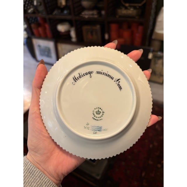 Rare Vintage Royal Copenhagen Flora Danica Porcelain Place Setting – Hand-Painted Botanical Service (5 Pieces) [Sp] For Sale - Image 11 of 12