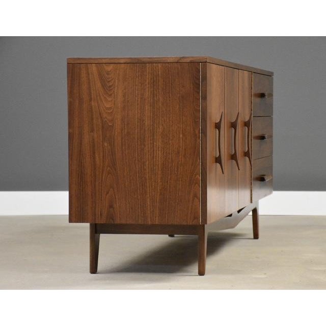 Mid-Century Modern 1960s Refinished Walnut 65” Credenza by Young Manufacturing For Sale - Image 3 of 10