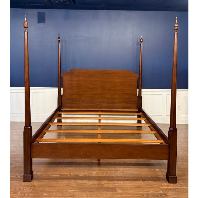Traditional Traditional Mahogany King Size Pencil Post Bed by Leighton Hall - Showroom Sample For Sale - Image 3 of 10