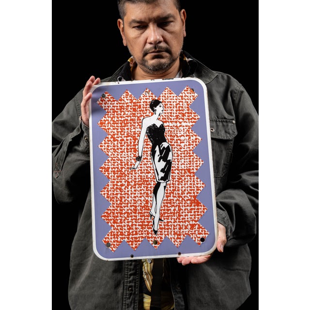 Modern Set of Men, Women Post-Modern SSP Restroom Signs For Sale - Image 3 of 12