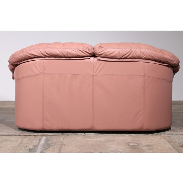 Vintage Italian Lounge Set in Rose Pink Leather, 1970s, Set of 4 For Sale - Image 11 of 18