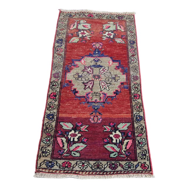 Small Oushak Rug, 1960 For Sale
