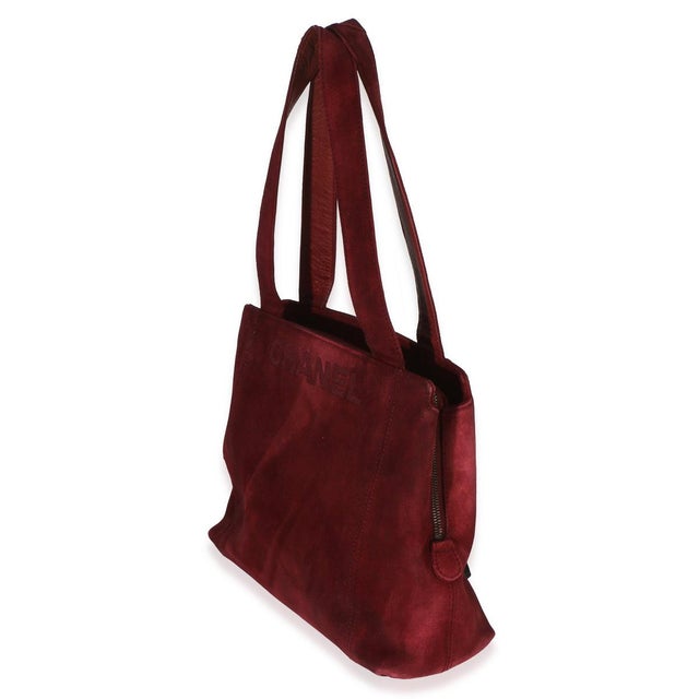 Item #: 153519 Interior Material: Fabric Dimensions: 11 x 8.5 x 4.25 in Features Interior: One slip pocket. Three slip...