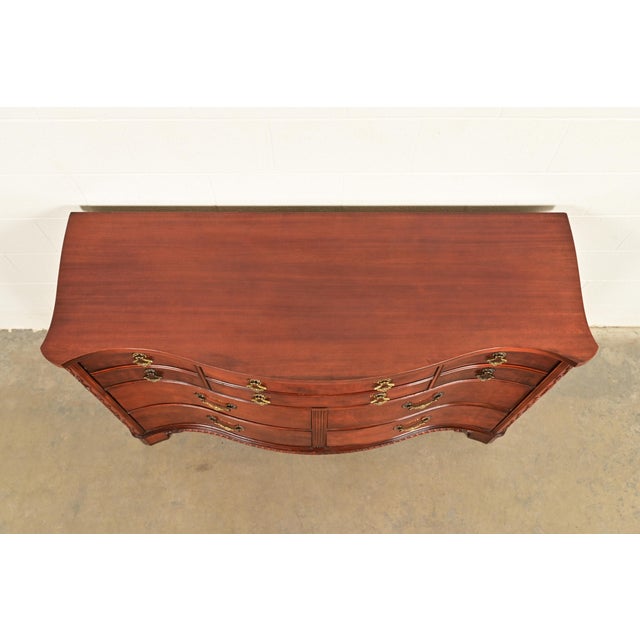 Century Furniture Georgian Carved Flame Mahogany Serpentine Front Ten-Drawer Dresser or Chest of Drawers | Circa 1950s For Sale - Image 10 of 13