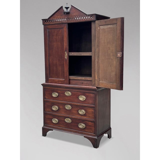Late 18th Century Small Antique George III Oak Housekeepers Cabinet, C1770 For Sale - Image 5 of 13