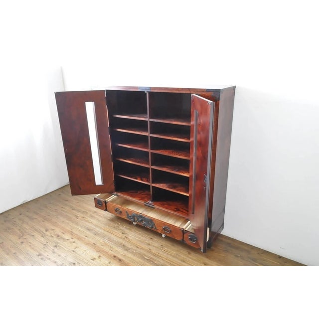 Storage Shelf Made by Iwayado Tansu Japanese Antique Furniture 1100s Origin For Sale In Dallas - Image 6 of 18
