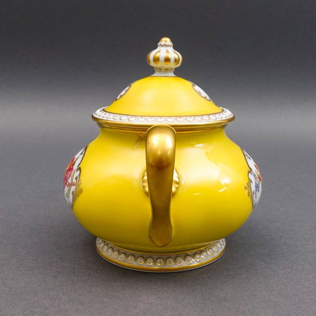 Mid-Century Modern Mid 20th Century Rosenthal Bavaria Dresden Yellow Gold Gilt Floral Porcelain Sugar Bowl For Sale - Image 3 of 9