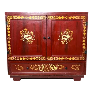 Vintage Lane Altavista Country Style Cedar Chest