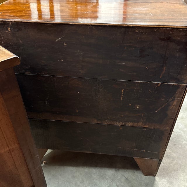 Mid-18th Century English Mahogany Georgian Period Chest For Sale In Nashville - Image 6 of 8