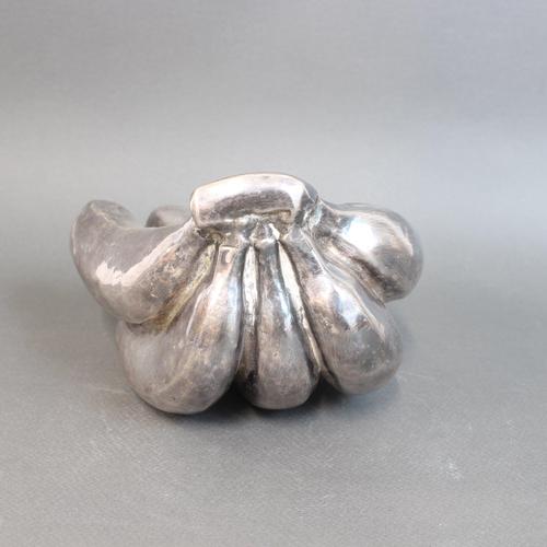 Almazán Silver-Plated Fruit Sculptures of Banana Bunch and Apples, 1970s, Set of 5 For Sale - Image 4 of 18