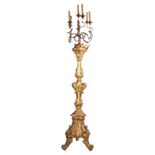 Early-18th Century Italian Giltwood Torchère or Floor Lamp, 1720 For Sale