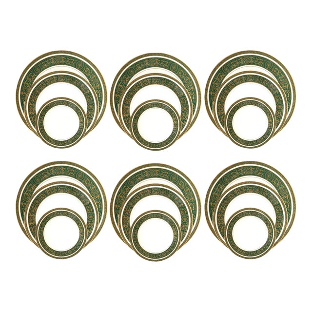 Doulton Vanborough Holiday Dinner Set - Service for Six For Sale