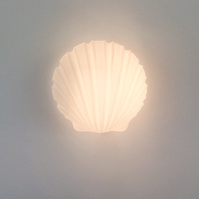 1970s Mid Century Shell-Shaped Opaline Glass Wall Light/Sconce From Limburg, Germany, 1970s For Sale - Image 5 of 11