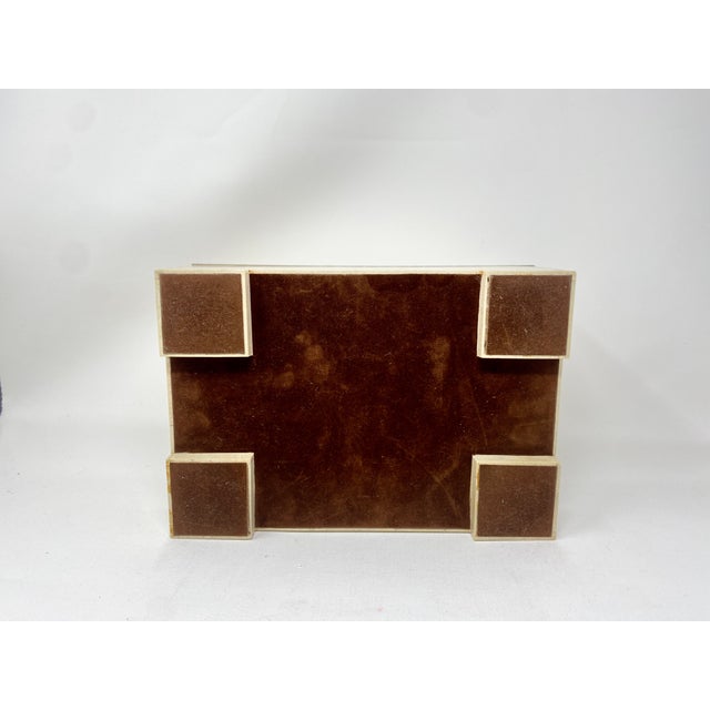 Beige Vintage Tessellated Stone and Brass Box For Sale - Image 8 of 9