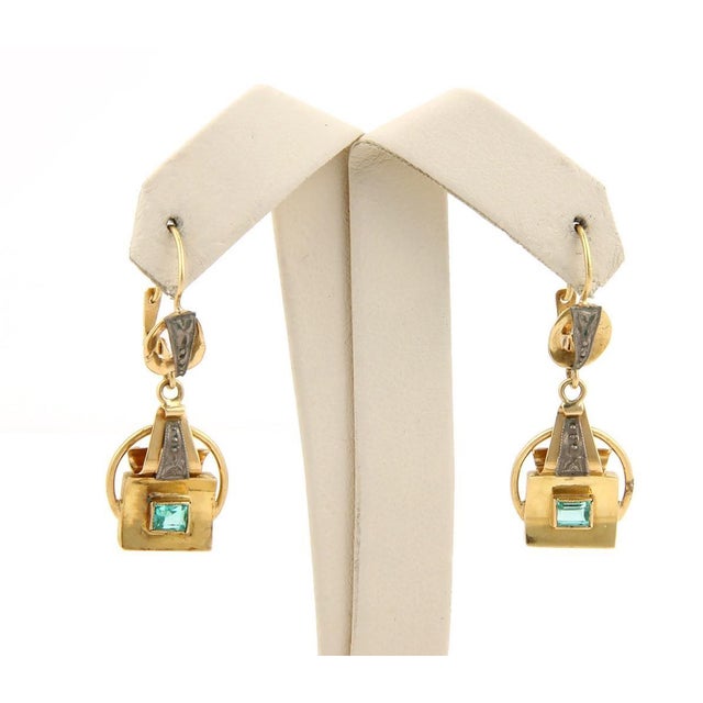 Mid 20th Century Emerald 18k Yellow Gold Drop Dangle Earrings Bezel Set Gemstone For Sale - Image 4 of 5