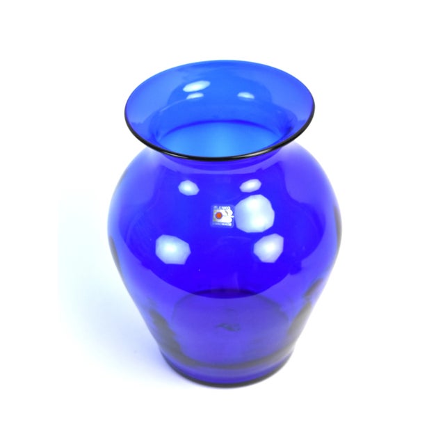 Blenko Late 20th Century Vintage Cobalt Blue Hand Blown Glass Blenko Flower Vase For Sale - Image 4 of 7