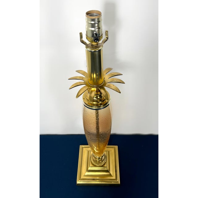 Hollywood Regency 1970s Speer Hollywood Regency Amber Seeded Glass & Solid Brass Palm Leaf Lamp For Sale - Image 3 of 9
