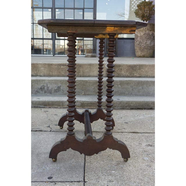 Early 20th Century Small Mahogany Finish Table With Spool Turned Legs For Sale - Image 5 of 7
