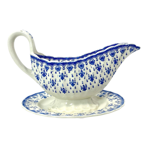 1940’s English Copeland Gravy Boat With Attached Plate