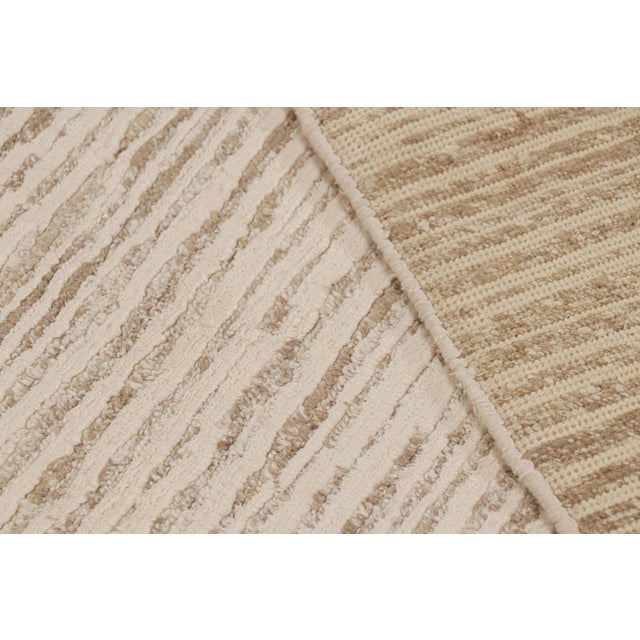Cream Rug & Kilim’s Contemporary Textural Rug With Beige and Cream White Tones For Sale - Image 8 of 8