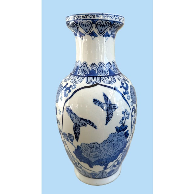 Vintage Blue and White Chinese Porcelain Vase For Sale - Image 4 of 9