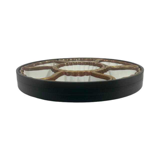 Fine Mid Century White & Gold Kutani Porcelain Sweetmeat Tray of 7 Bowls, Japanese Actors For Sale - Image 9 of 12
