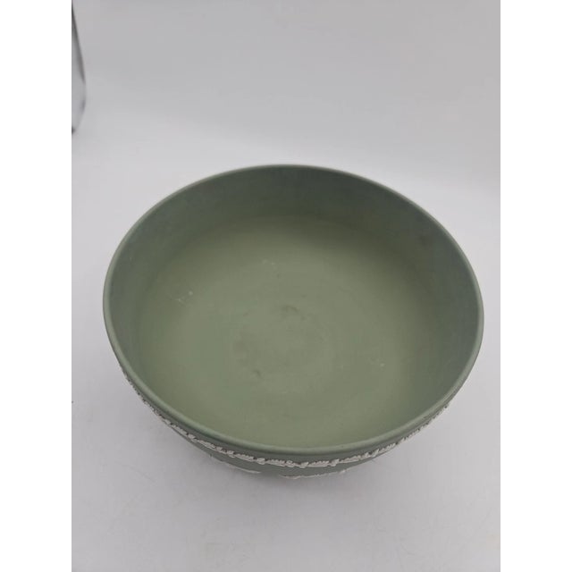Wedgwood Vintage Mid-Century Modern Wedgwood Sage Green Jasperware Sacrifice Bowl For Sale - Image 4 of 4