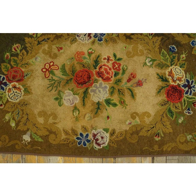 Vintage American Hooked Floral Medallion Wool Brown Earth Tone 1950s Modern Rug For Sale - Image 10 of 12